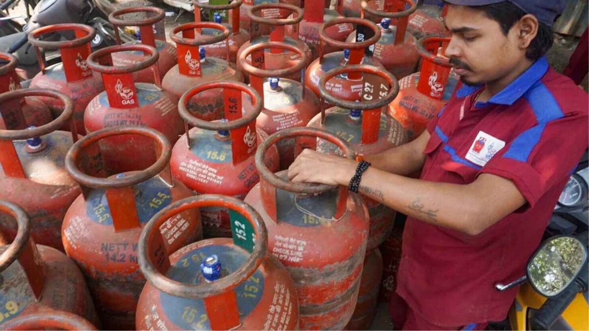 एलपीजी सिलेंडर सुरक्षा: क्या आपका गैस पाइप सुरक्षित है? इन चेतावनी संकेतों की जाँच करें